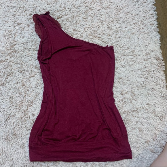 vintage agaci rosette top gently used *small stain on rose pictured* - Picture 4 of 4